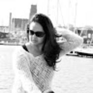 Meet your Posher, Cinthia